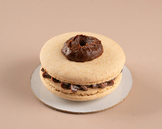 Nutella Macaron Cake